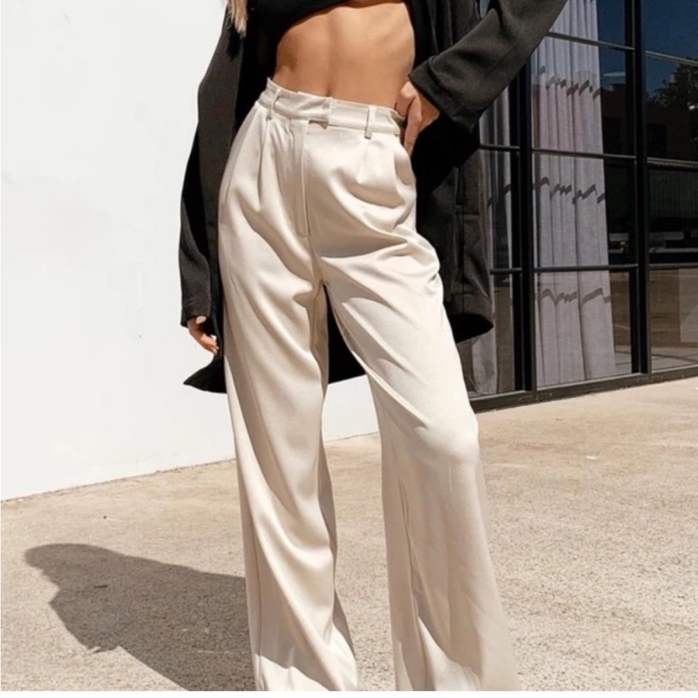 Princess Polly wide legs trousers Size 4